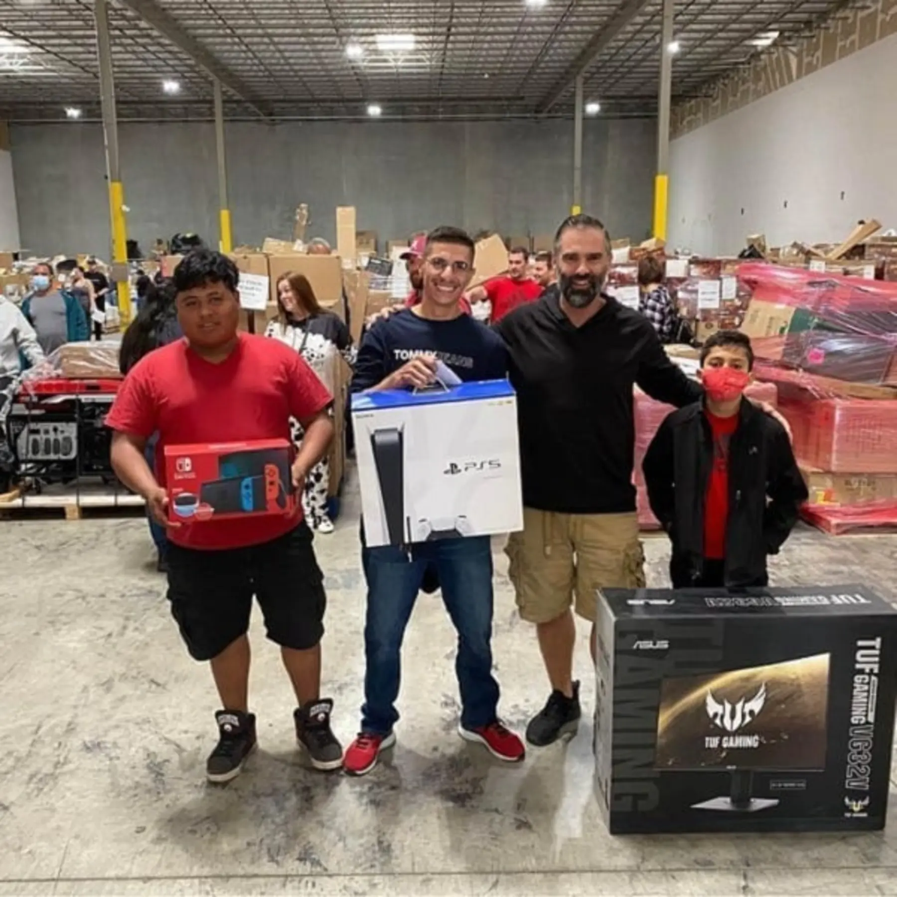 Customers with their boxes